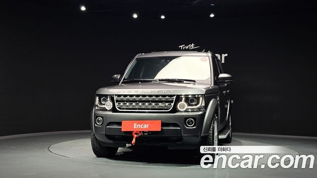 Land Rover Discovery 4 3.0 SDV6 SE 2016 — фото 3
