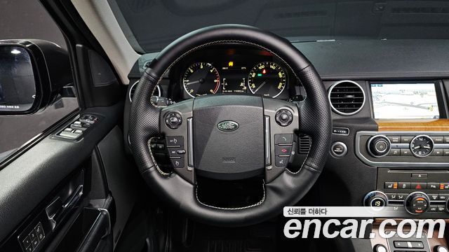 Land Rover Discovery 4 3.0 SDV6 SE 2016 — фото 13