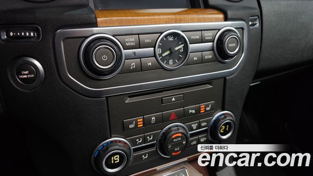 Land Rover Discovery 4 3.0 SDV6 SE 2016 — фото 18