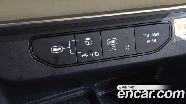 Kia Carnival (IV) HEV 9-Seater Hi-Limousine Signature 2024 — фото 13
