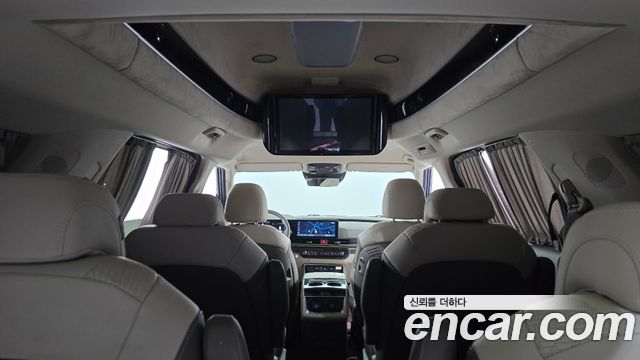 Kia Carnival (IV) HEV 9-Seater Hi-Limousine Signature 2024 — фото 18