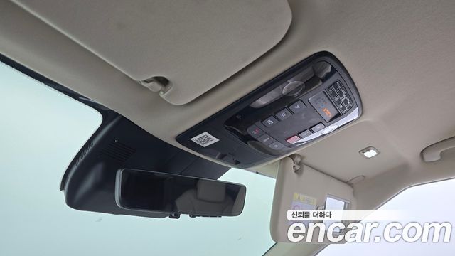 Kia Carnival (IV) HEV 9-Seater Hi-Limousine Signature 2024 — фото 29