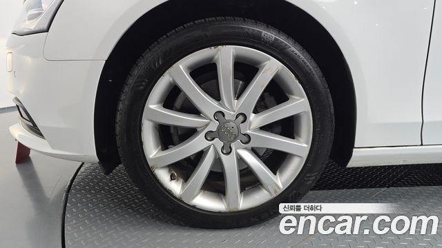 Audi A4 2.0 TDI Quattro Dynamic B8 2014 — фото 5