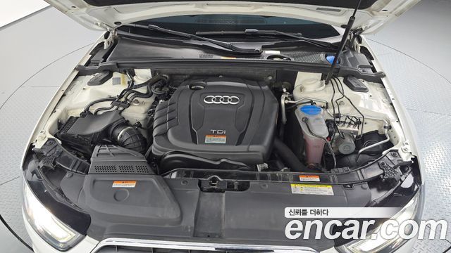 Audi A4 2.0 TDI Quattro Dynamic B8 2014 — фото 6