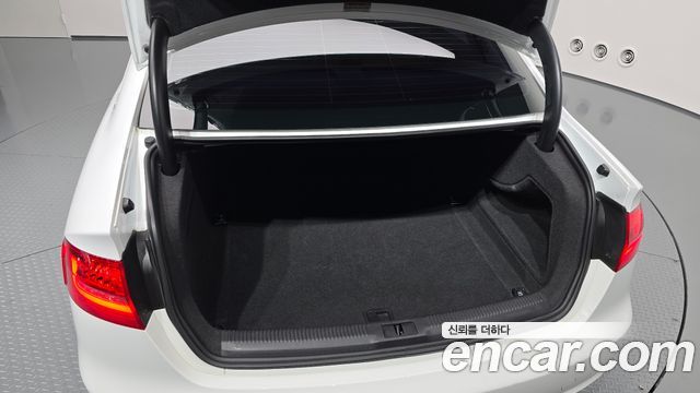 Audi A4 2.0 TDI Quattro Dynamic B8 2014 — фото 34