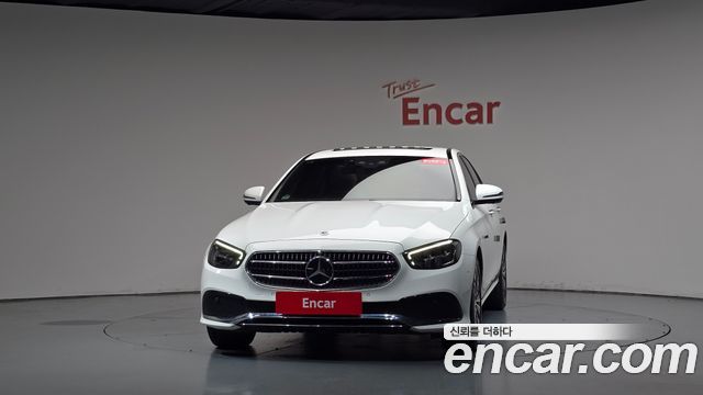 Mercedes-Benz E-Class (W213) E250 Avantgarde 2022 — фото 3
