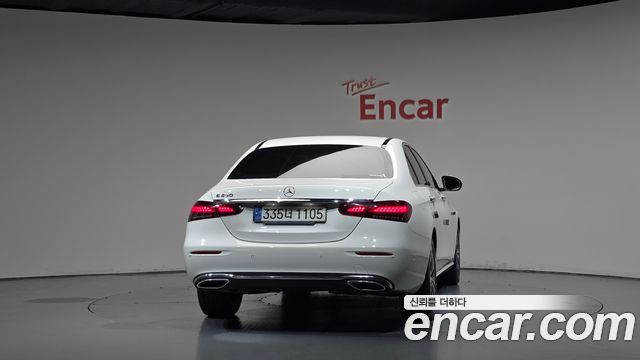 Mercedes-Benz E-Class (W213) E250 Avantgarde 2022 — фото 4