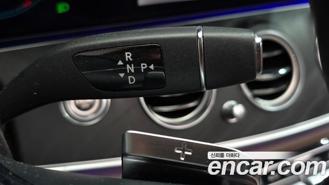 Mercedes-Benz E-Class (W213) E250 Avantgarde 2022 — фото 9