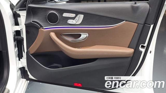 Mercedes-Benz E-Class (W213) E250 Avantgarde 2022 — фото 25