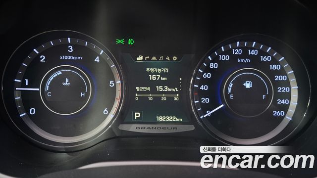 Hyundai Grandeur (HG) HG220 Diesel Premium 2016 — фото 8