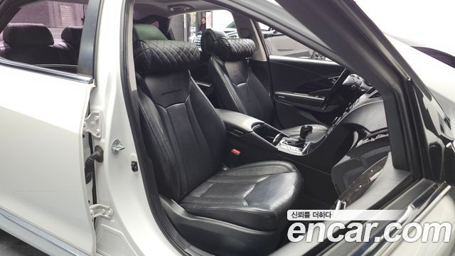 Hyundai Grandeur (HG) HG220 Diesel Premium 2016 — фото 10