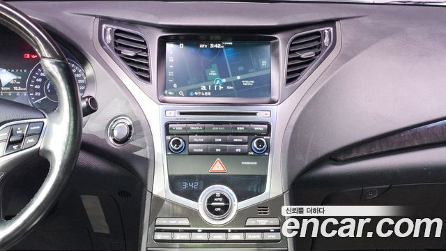 Hyundai Grandeur (HG) HG220 Diesel Premium 2016 — фото 15
