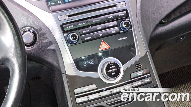 Hyundai Grandeur (HG) HG220 Diesel Premium 2016 — фото 19