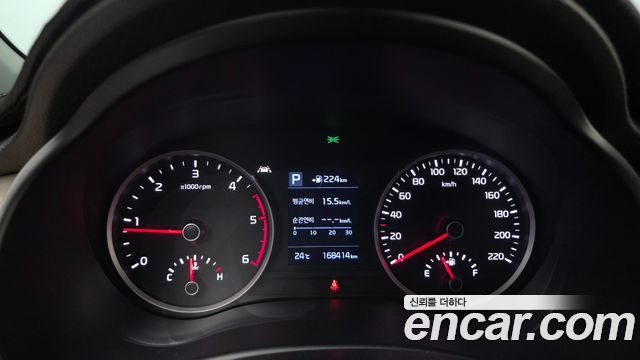Kia Stonic Diesel 1.6 Prestige 2018 — фото 8