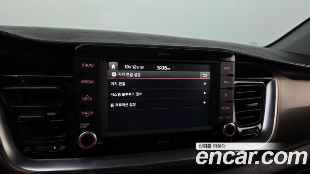 Kia Stonic Diesel 1.6 Prestige 2018 — фото 21