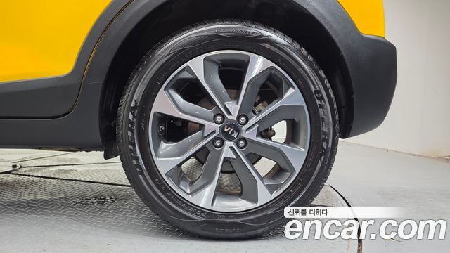 Kia Stonic Diesel 1.6 Prestige 2018 — фото 27