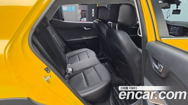 Kia Stonic Diesel 1.6 Prestige 2018 — фото 32