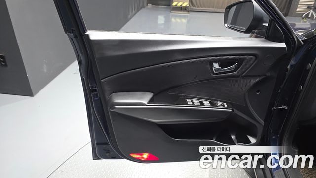 KG Mobility (SsangYong) Tivoli Air Diesel RX 2WD 2016 — фото 24