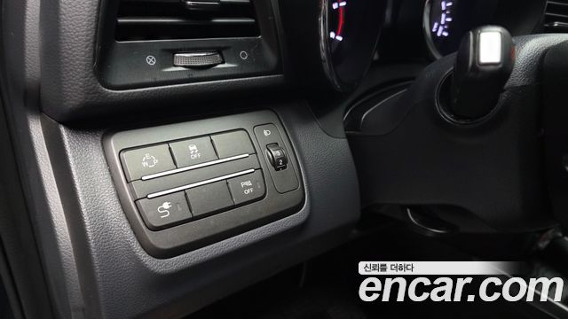 KG Mobility (SsangYong) Tivoli Air Diesel RX 2WD 2016 — фото 28