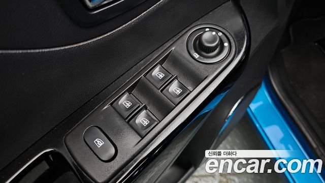 Renault Korea QM3 RE 2017 — фото 13