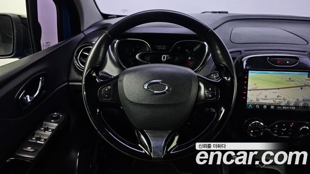 Renault Korea QM3 RE 2017 — фото 14
