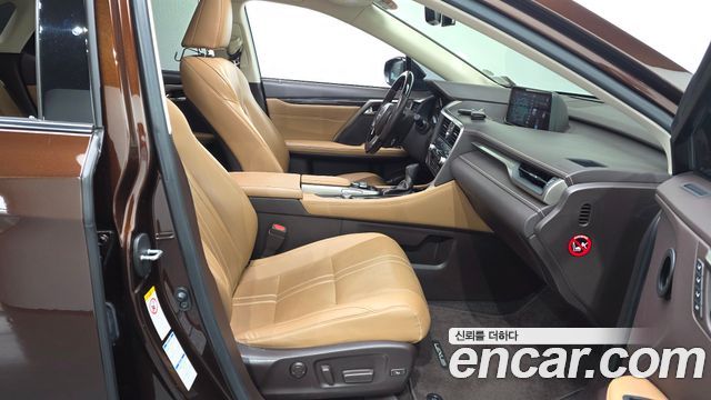 Lexus RX450h (IV) Executive 2016 — фото 11