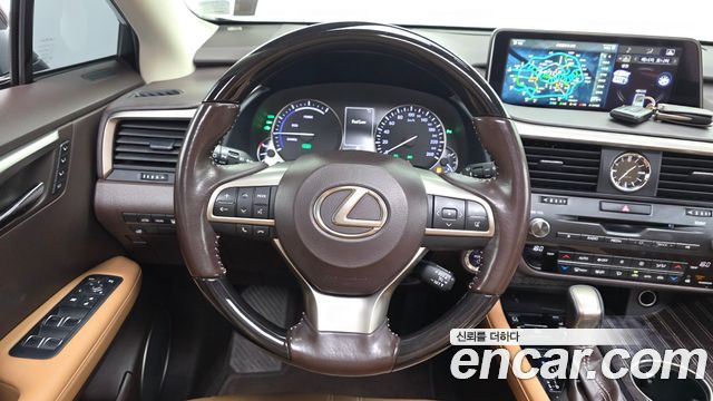 Lexus RX450h (IV) Executive 2016 — фото 13