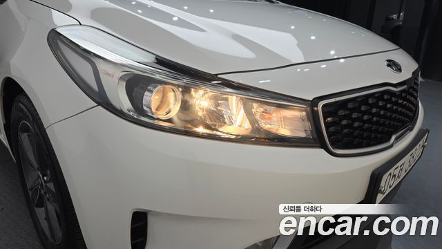 Kia K3 Trendy 2018 — фото 22