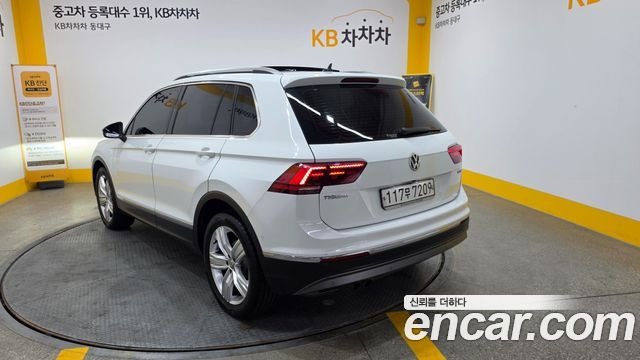 Volkswagen Tiguan (II) 2.0 TDI 4Motion Prestige 2020 — фото 2