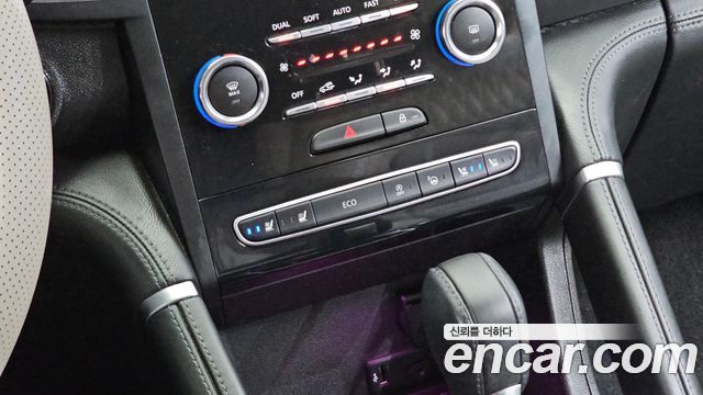 Renault Korea QM6 2.0 dCi Premiere 4WD 2022 — фото 23