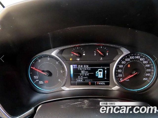 Chevrolet Equinox 2WD Premier 2018 — фото 16