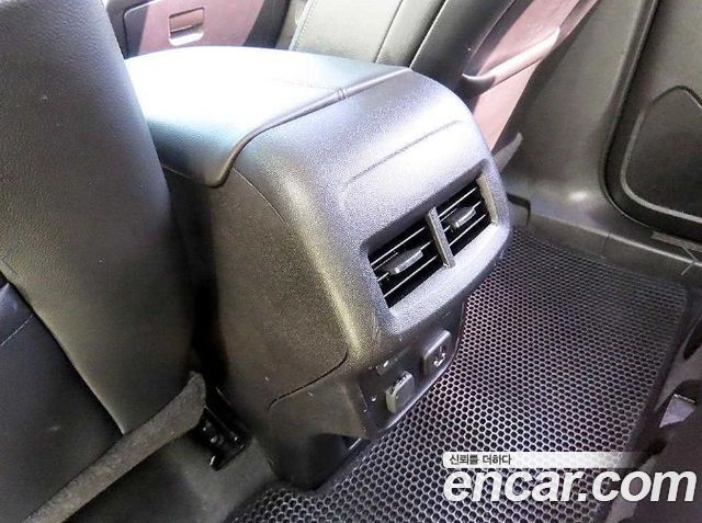Chevrolet Equinox 2WD Premier 2018 — фото 23