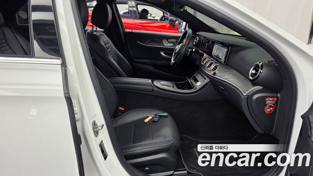 Mercedes-Benz E-Class (W213) E350 4MATIC Exclusive 2023 — фото 11
