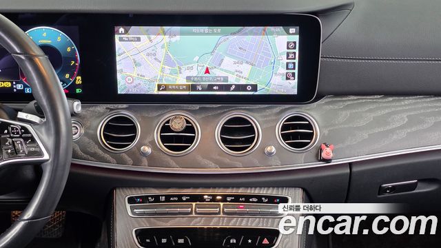 Mercedes-Benz E-Class (W213) E350 4MATIC Exclusive 2023 — фото 14
