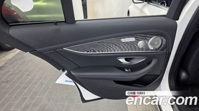 Mercedes-Benz E-Class (W213) E350 4MATIC Exclusive 2023 — фото 25