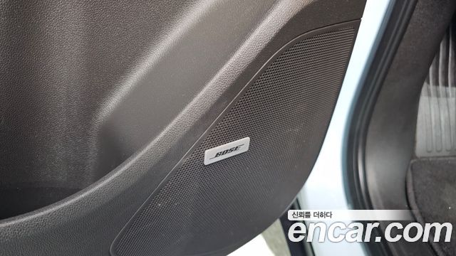 Chevrolet Bolt EUV Premier 2022 — фото 17