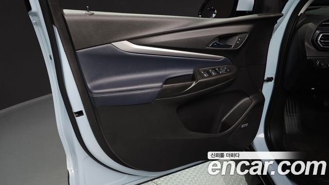 Chevrolet Bolt EUV Premier 2022 — фото 24