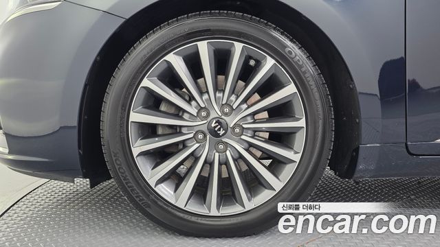 Kia K7 2.2 Diesel Limited 2018 — фото 5