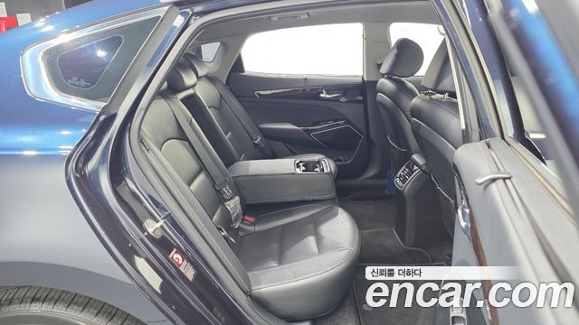 Kia K7 2.2 Diesel Limited 2018 — фото 23