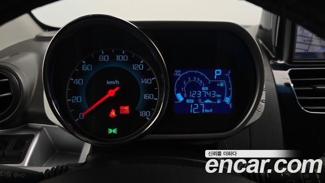 Chevrolet Spark Spark S LT 2014 — фото 8