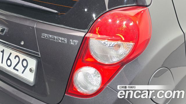 Chevrolet Spark Spark S LT 2014 — фото 23
