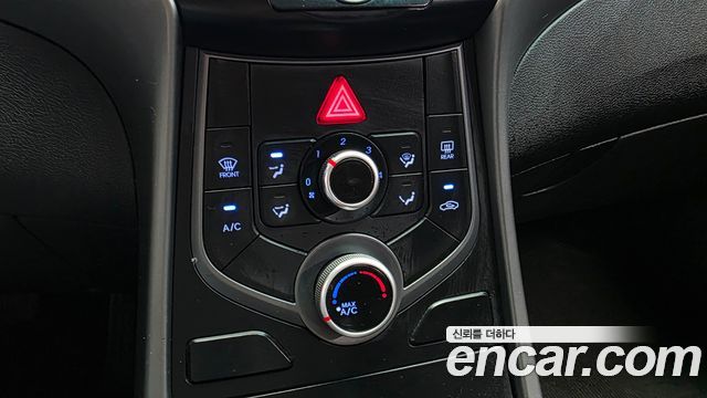 Hyundai Avante 1.6 VGT Style 2014 — фото 16