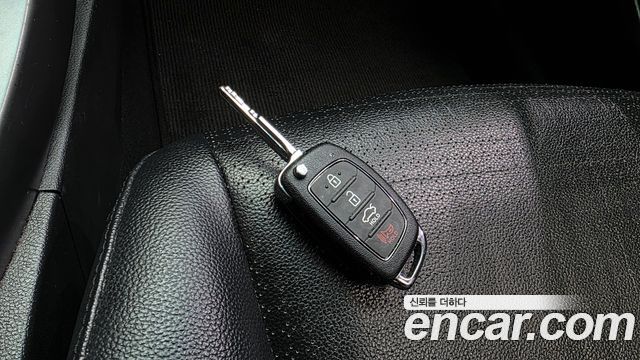 Hyundai Avante 1.6 VGT Style 2014 — фото 20