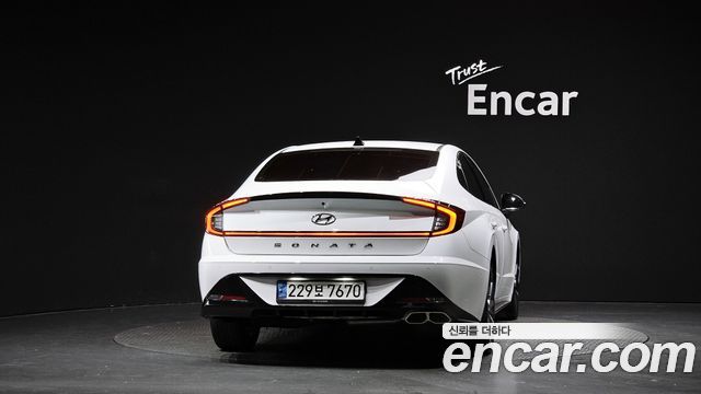 Hyundai Sonata (DN8) 1.6 Turbo Premium Plus 2022 — фото 4