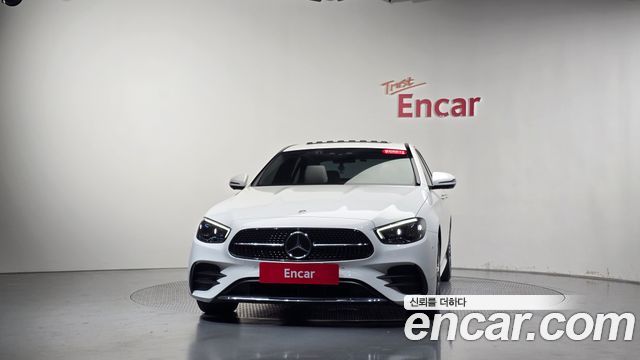 Mercedes-Benz E-Class (W213) E250 AMG Line 2023 — фото 3