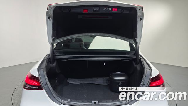 Mercedes-Benz E-Class (W213) E250 AMG Line 2023 — фото 18