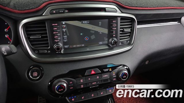 Kia Sorento Diesel 2.2 4WD Noblesse Special 2017 — фото 14