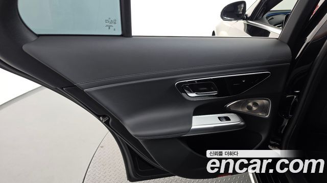 Mercedes-Benz E-Class (W214) E300 4MATIC Exclusive 2024 — фото 25