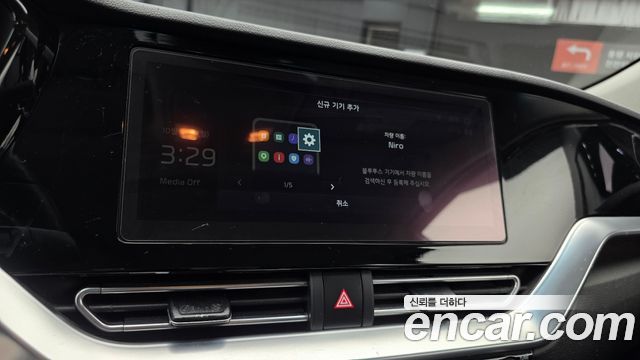Kia Niro EV Taxi 2022 — фото 18