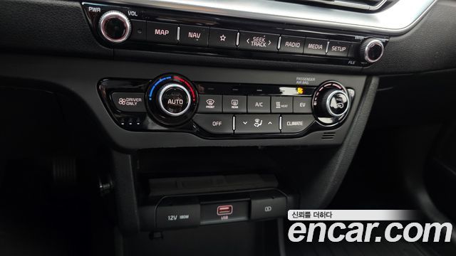 Kia Niro EV Taxi 2022 — фото 20